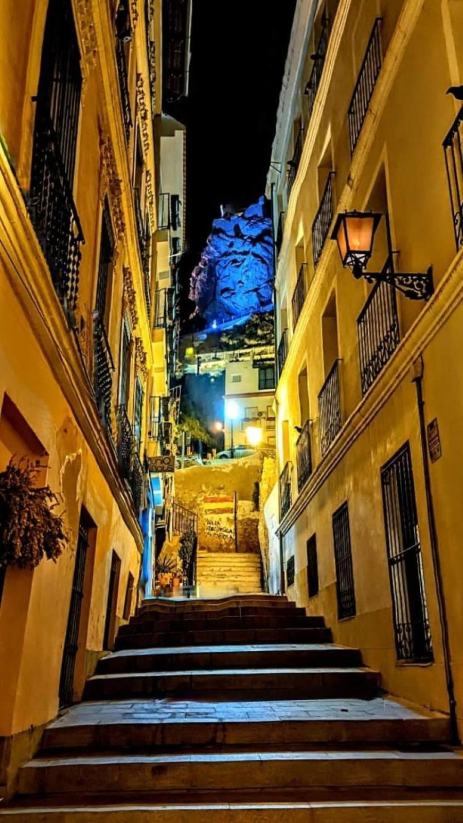 Uniq Flats Apartment Alicante Bagian luar foto