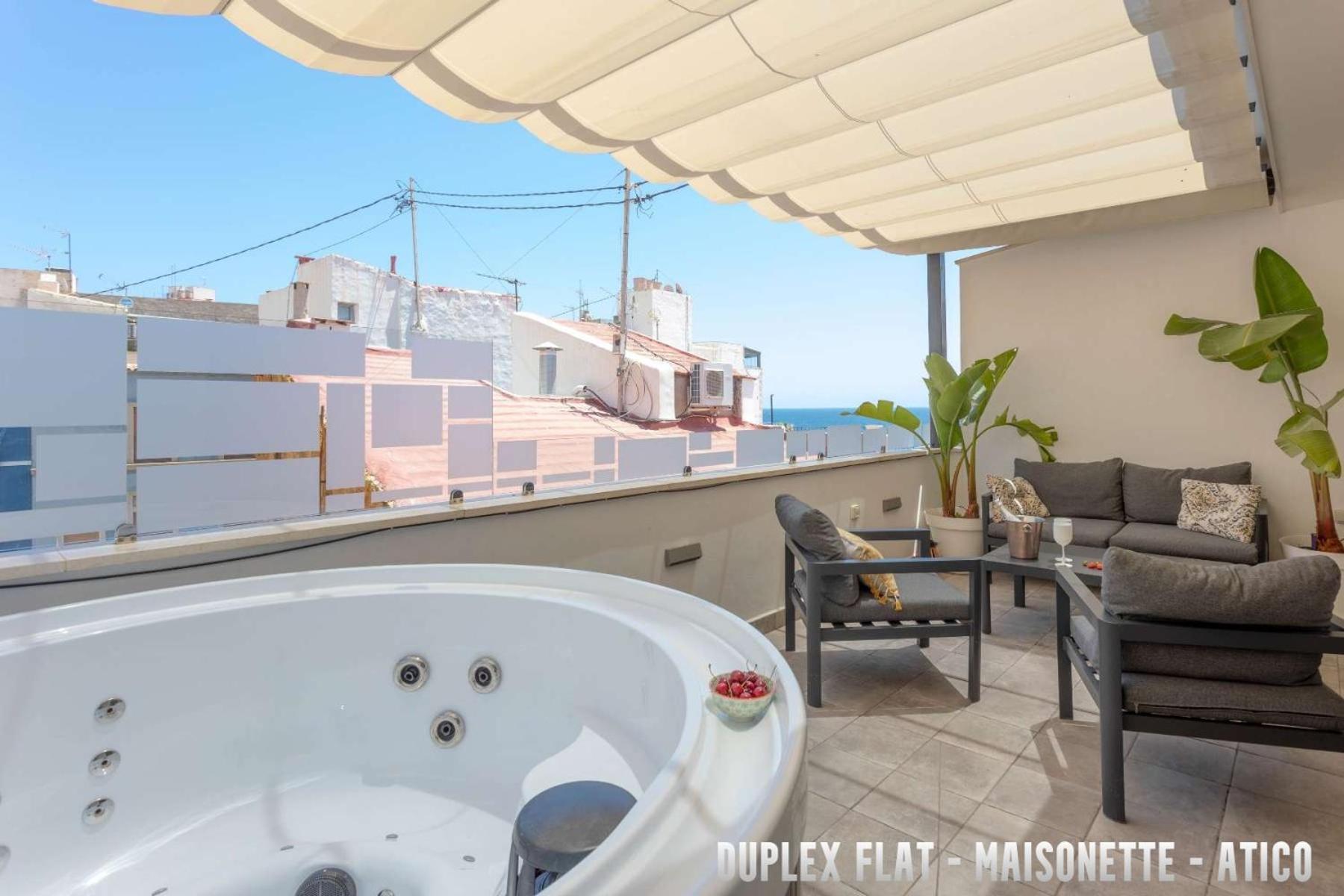 Uniq Flats Apartment Alicante Bagian luar foto