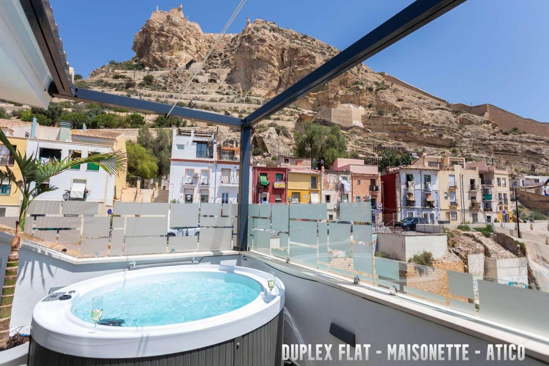 Uniq Flats Apartment Alicante Bagian luar foto