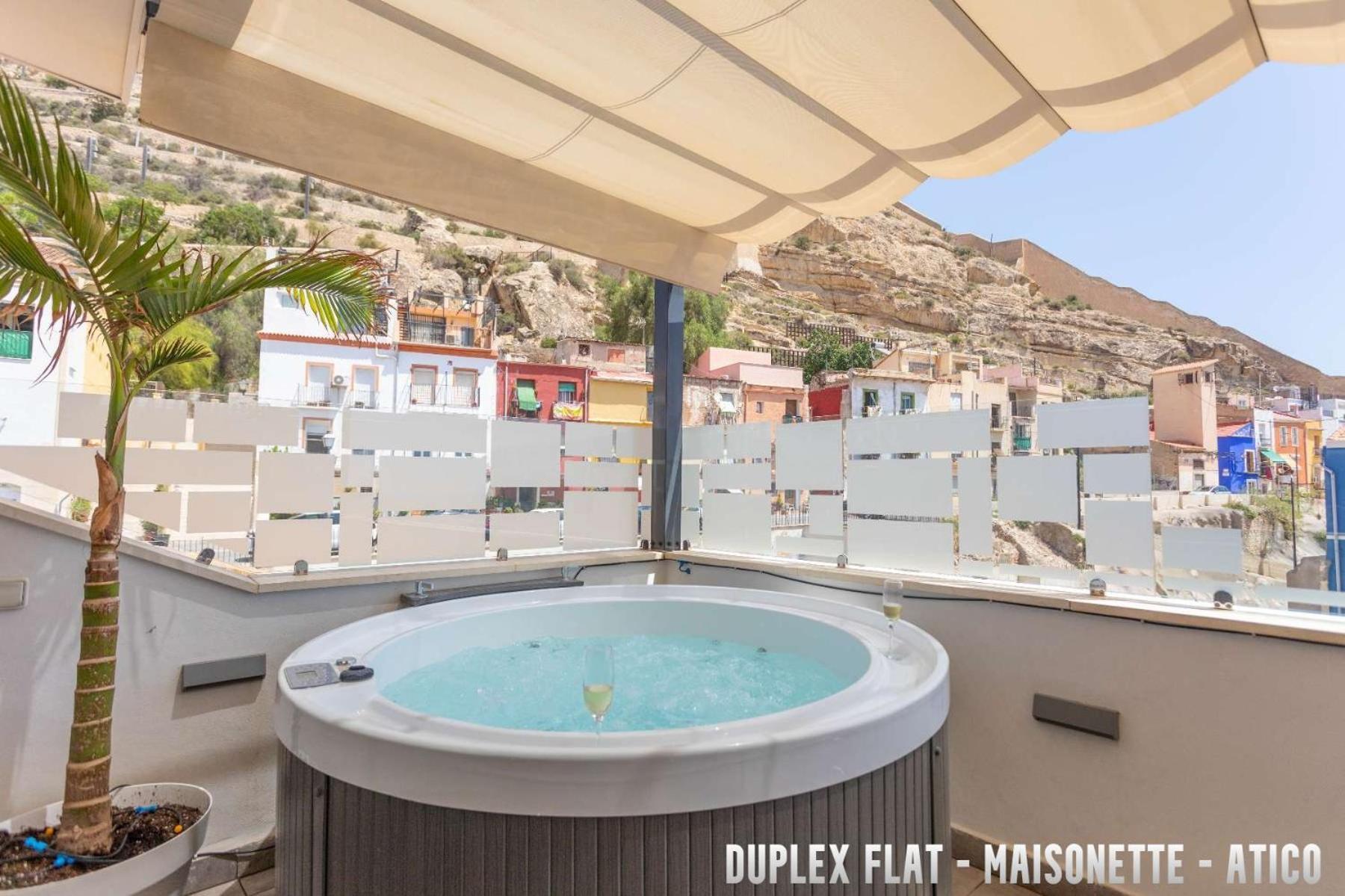 Uniq Flats Apartment Alicante Bagian luar foto